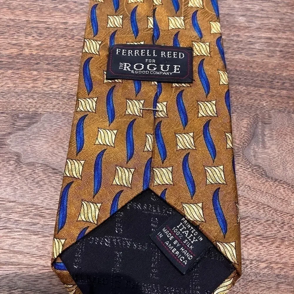 VINTAGE FERRELL REED SILK‎ Tan Blue NECK TIE MADE IN ITALY BY HAND